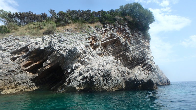 Útesy na ostrove Sveti Nikola