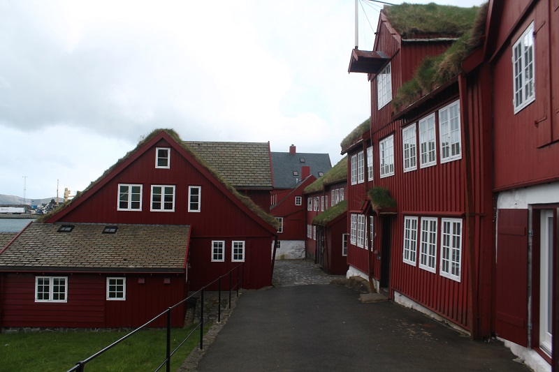 Vládne budovy v starej časti mesta Tórshavn