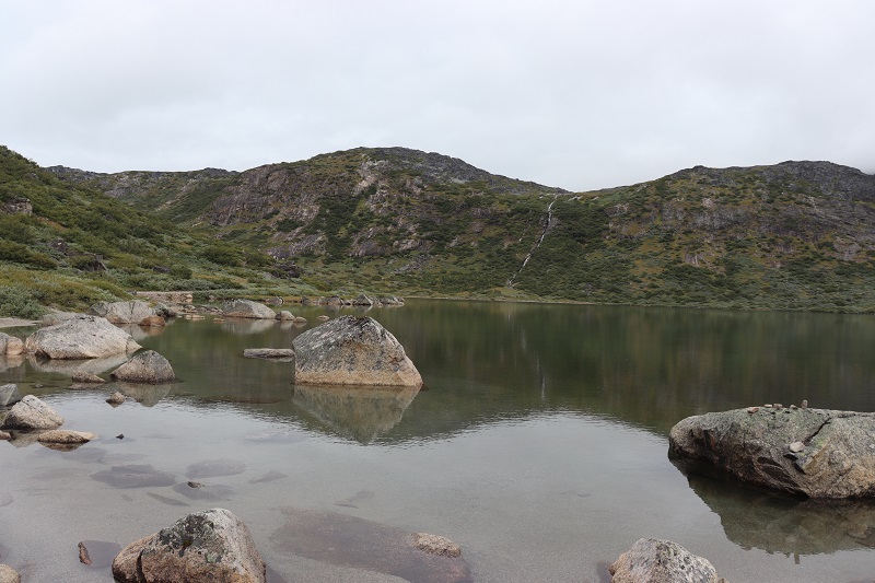 Jazero cestou na Plateau je celkom plytké