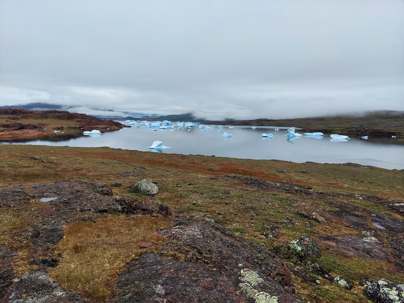 Výhľady na Tasiusaq fjord a plávajúce kryhy