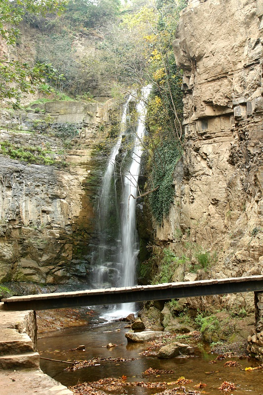 Skryté vodopády v Tbilisi