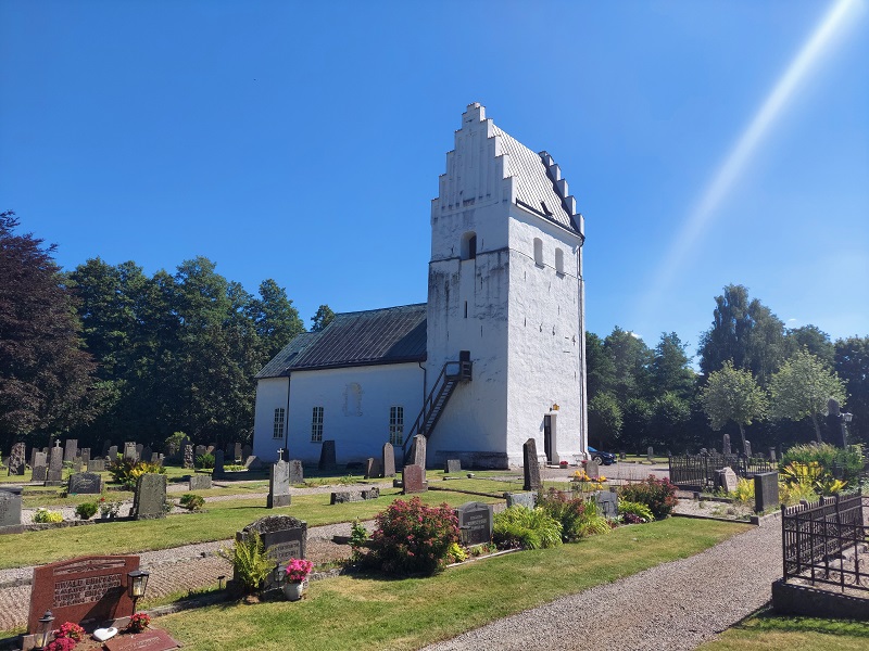 Zaujímavý kostolík v dedinke Finja