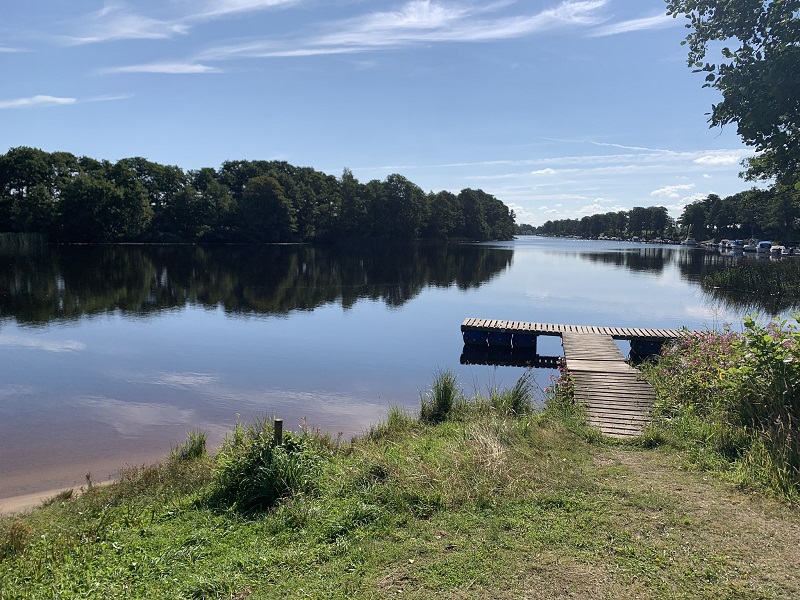 Pekné miesto na rybačku na rieke Laholm, bohužiaľ ryby sme tu nechytili žiadne