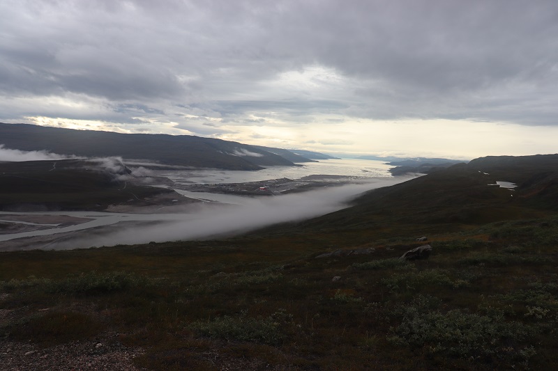 Kangerlussuaq v oblakoch sa nám vzďaľuje