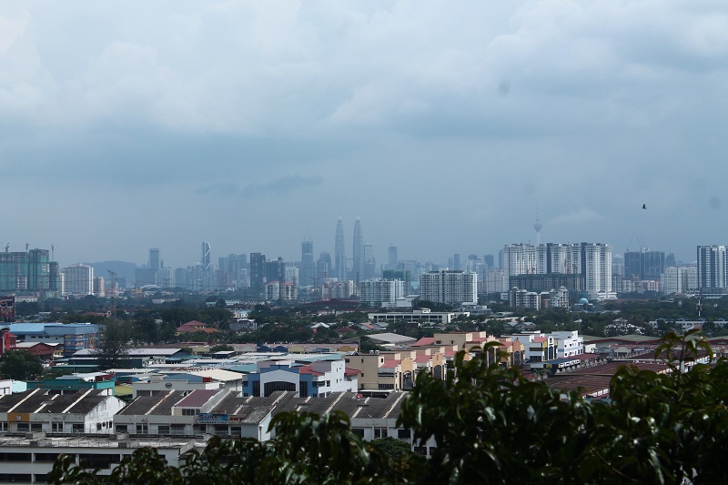 Od jaskyne môžete vidieť v diaľke aj Petronas Twin Towers