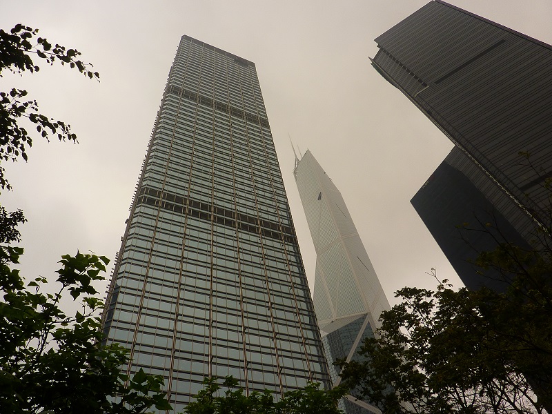 Medzi mrakodrapmi v Hongkongu