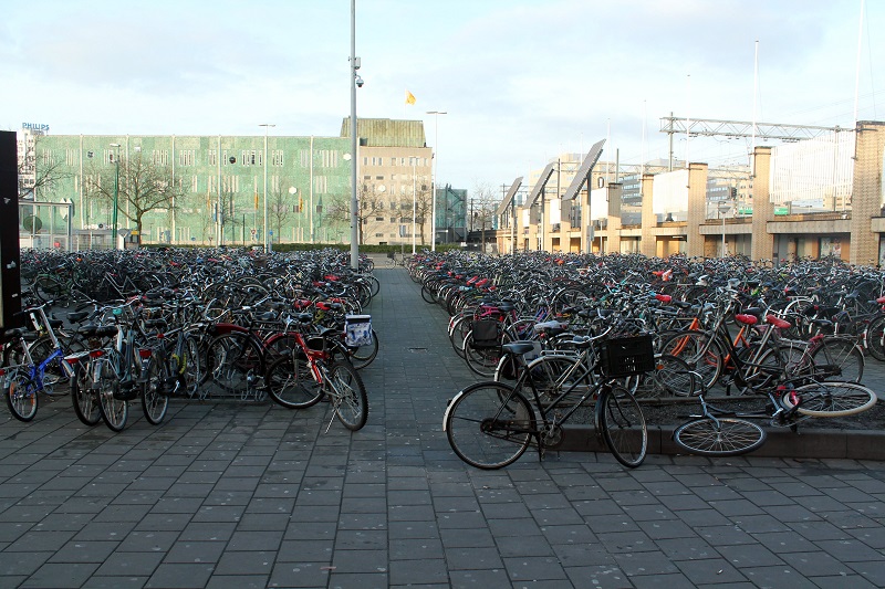 Množstvo bicyklov v Eindhovene