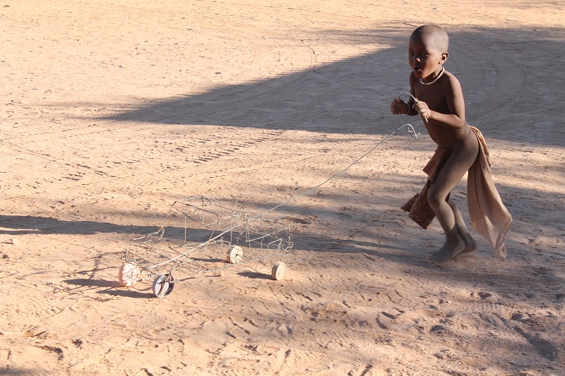 Chlapec z kmeňa Himba