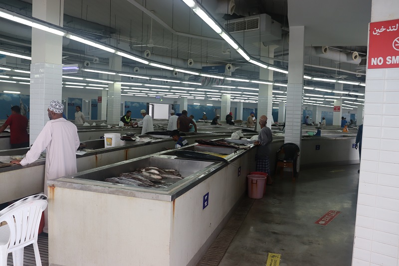 Rybí trh v časti Muttrah