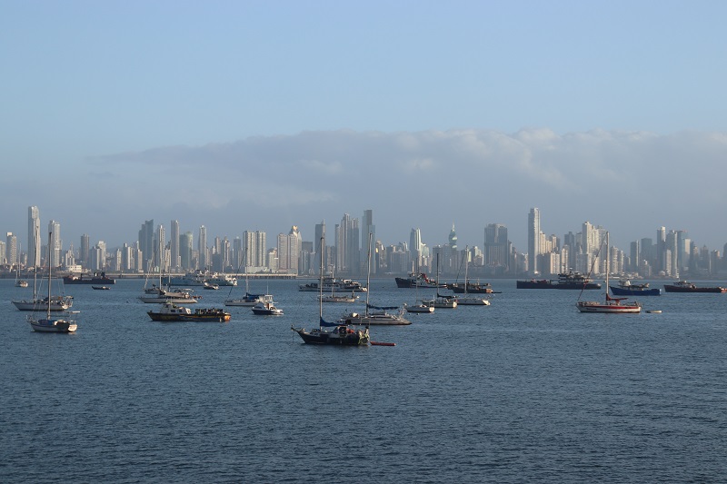 Výhľady z Amador Causeway na Panama City