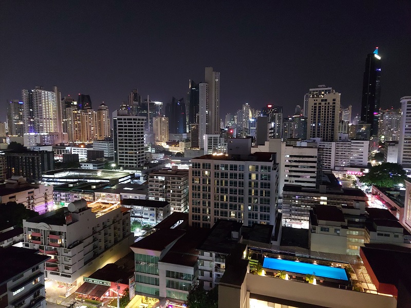 Nočný výhľad z hotela na Panama City