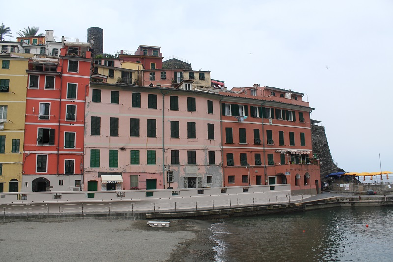 Farebné domčeky vo Vernazzi