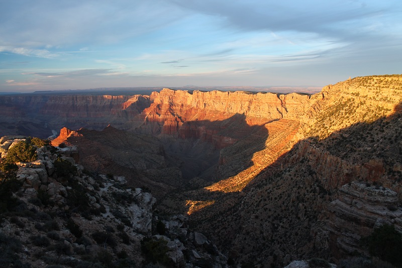 Západ slnka nad Grand Canyonom