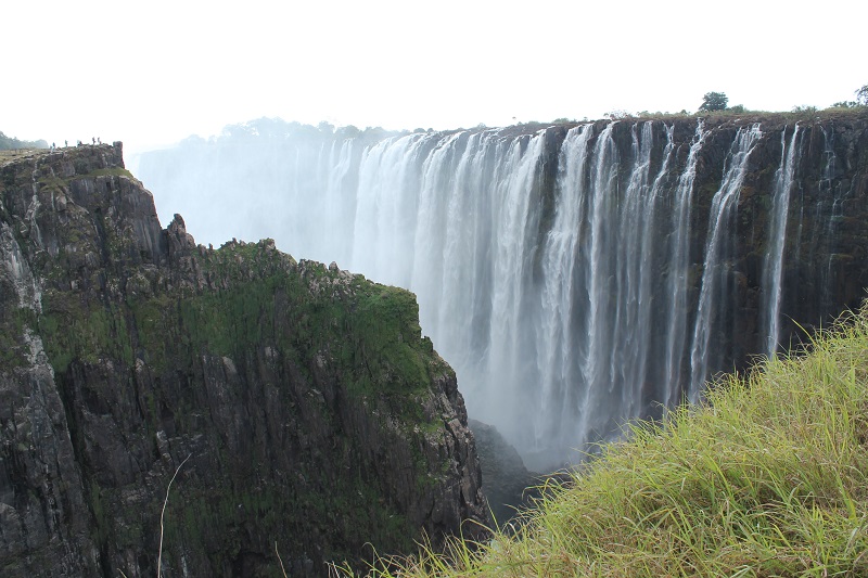 Výhľad na vodopády zo Zambie